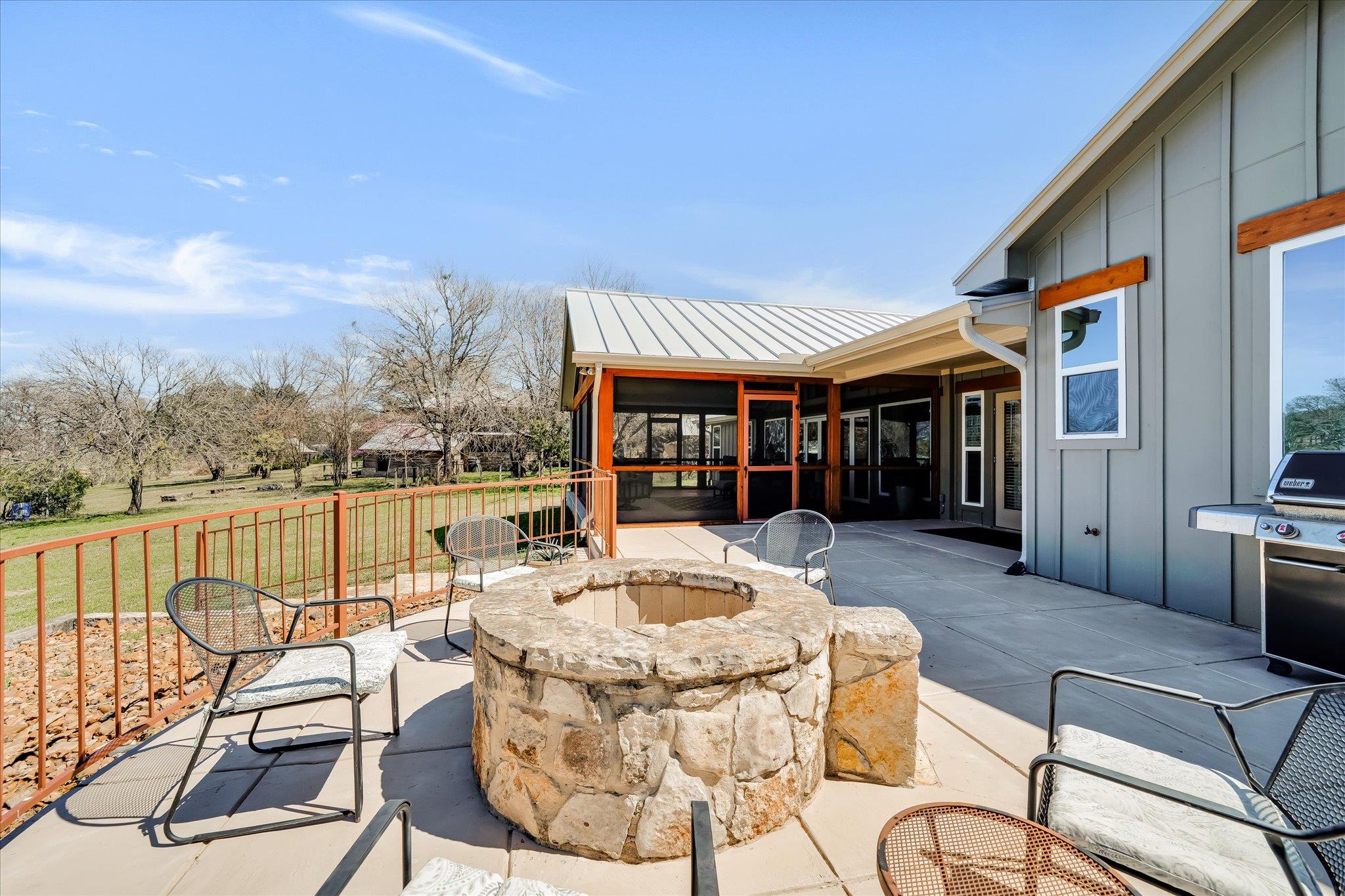 Wimberley, Texas, 78676, United States, 4 Bedrooms Bedrooms, ,4 BathroomsBathrooms,Residential,Active,1959958