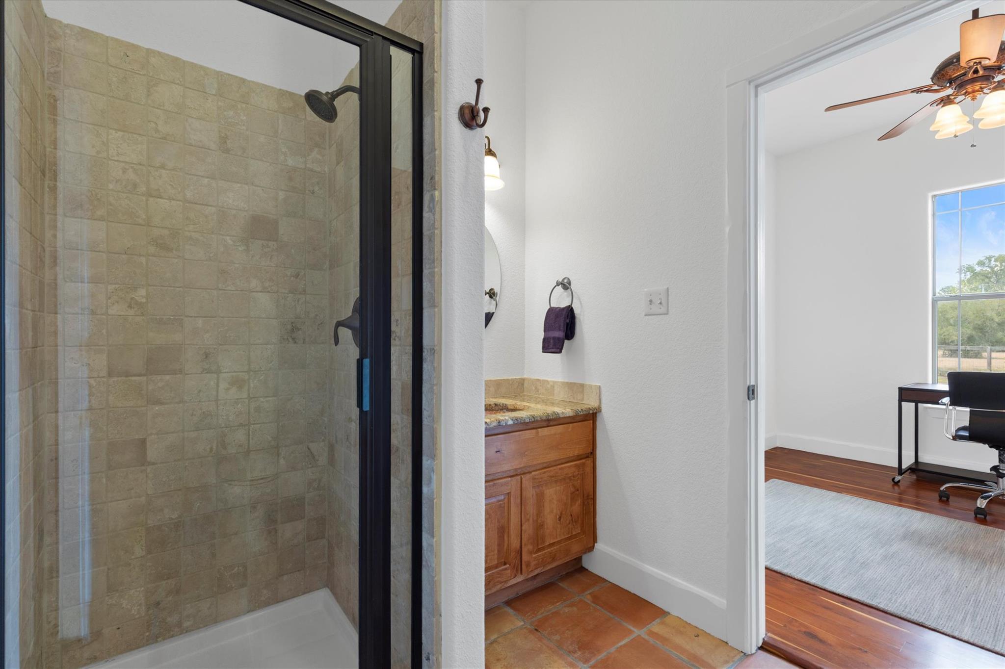 Smithville, Texas, 78957, United States, 4 Bedrooms Bedrooms, ,3 BathroomsBathrooms,Residential,Active,1933712