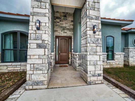 13125 STUART RD, SAN ANTONIO, TX 78263, photo 4 of 33