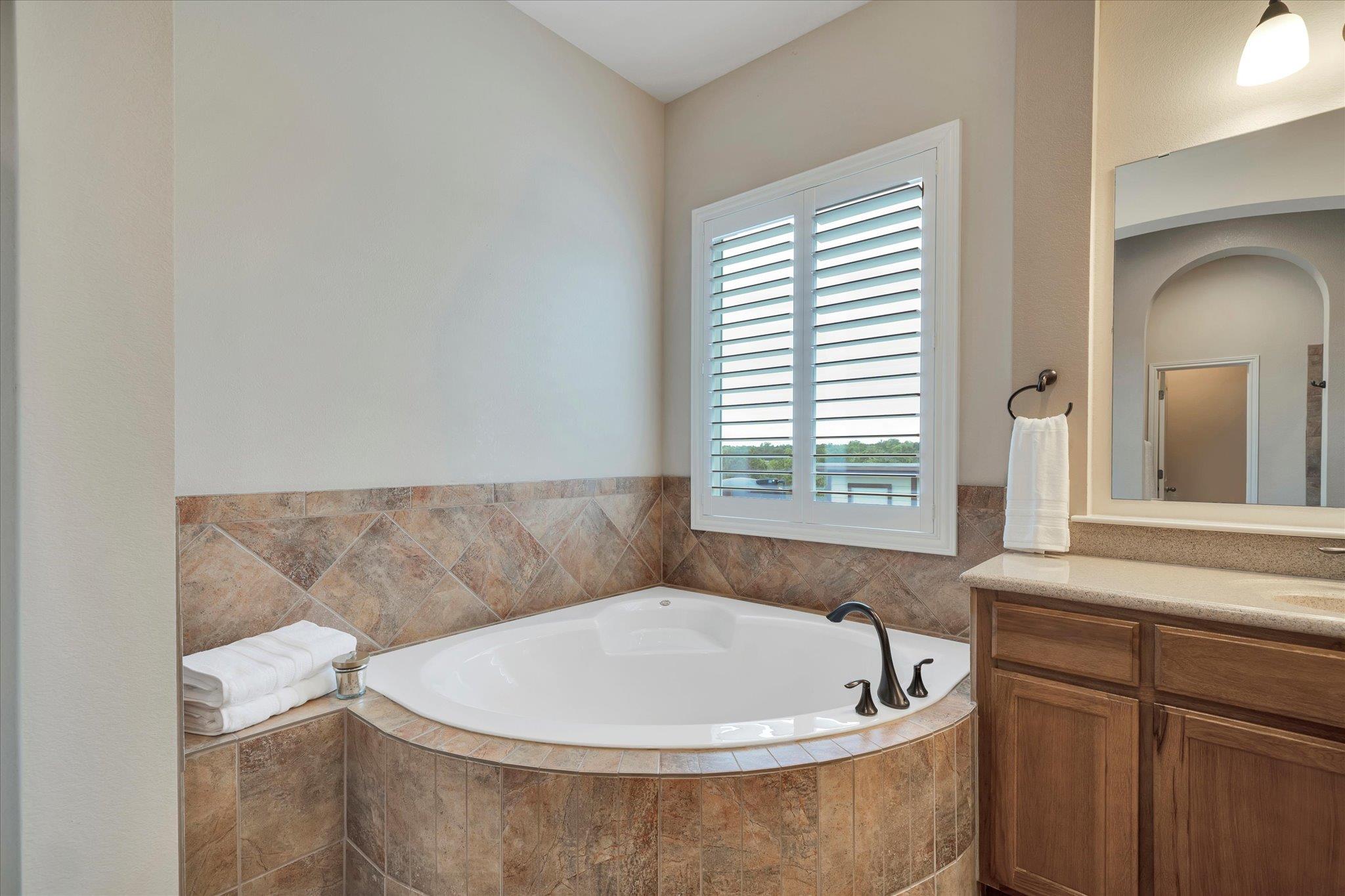 Wimberley, Texas, 78676, United States, ,4 BathroomsBathrooms,Residential,Active,1781812