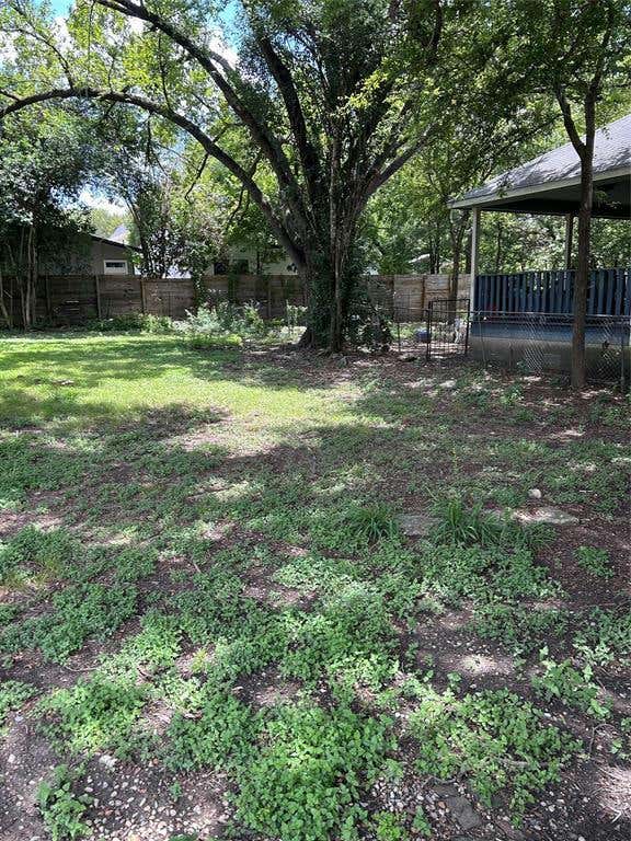 1213 FORT BRANCH BLVD, AUSTIN, TX 78721, photo 1 of 7