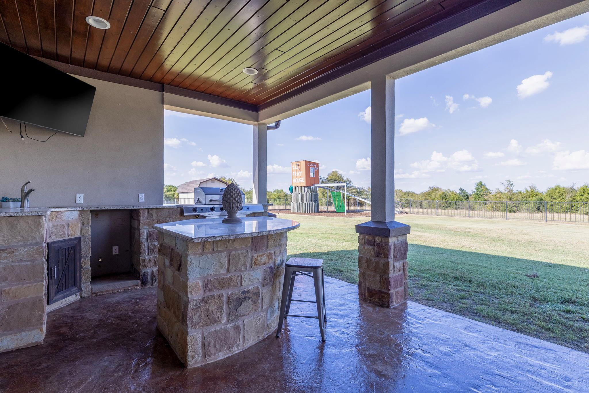Elgin, Texas, 78621, United States, 5 Bedrooms Bedrooms, ,4 BathroomsBathrooms,Residential,Active,1945098