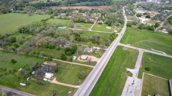 264 HIGHWAY 95 S, SMITHVILLE, TX 78957, photo 3 of 32