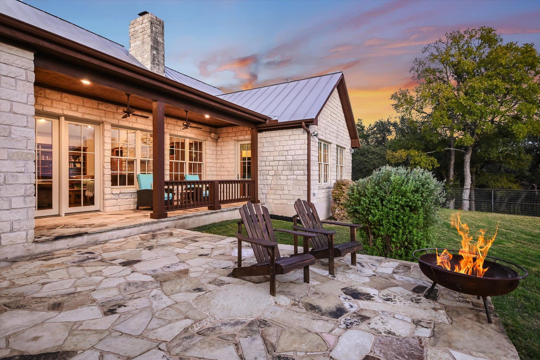 Wimberley, Texas, 78676, United States, 5 Bedrooms Bedrooms, ,4 BathroomsBathrooms,Residential,Active,1973530