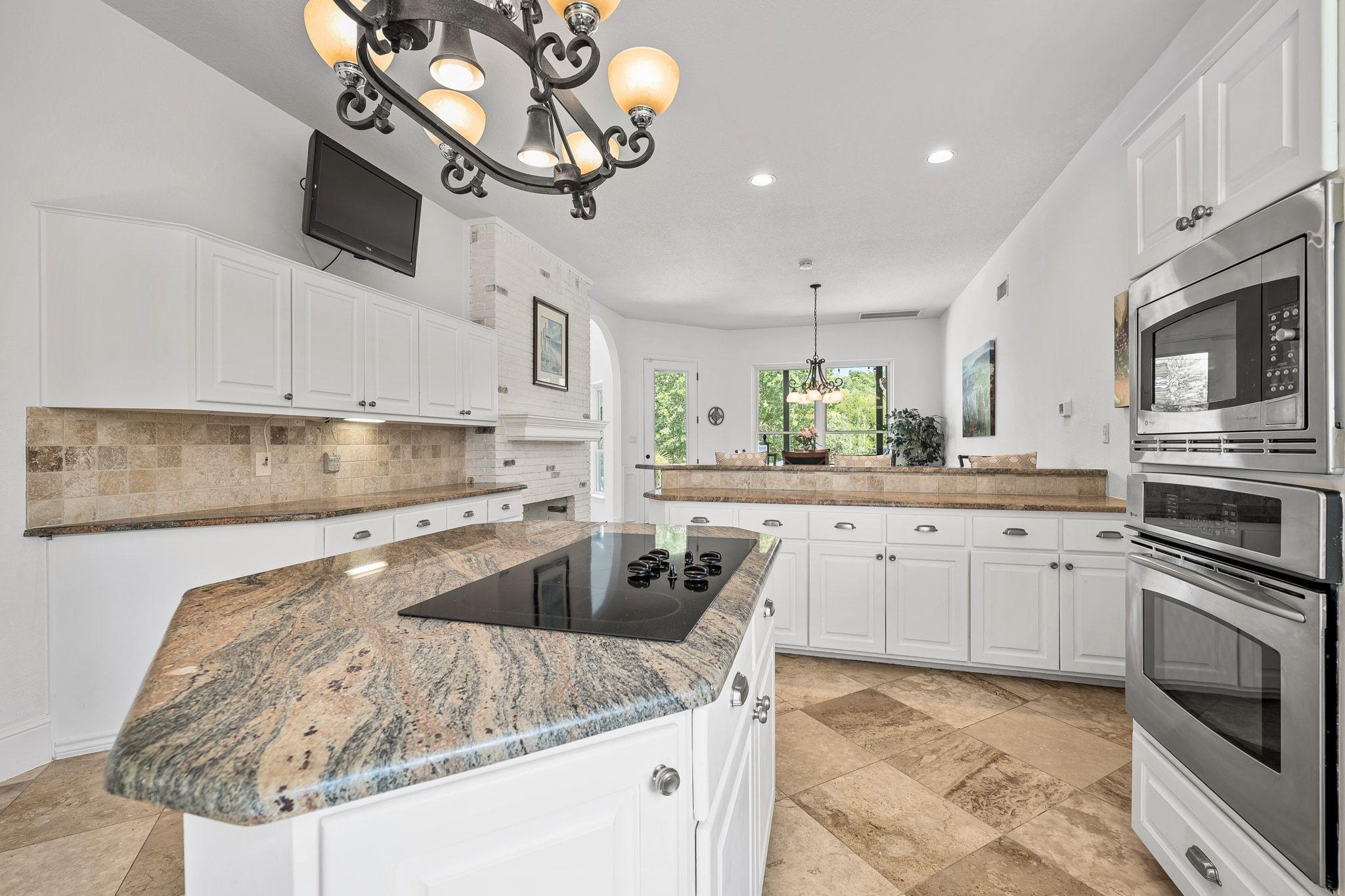 Lakeway, Texas, 78734, United States, 4 Bedrooms Bedrooms, ,3 BathroomsBathrooms,Residential,Active,1945096