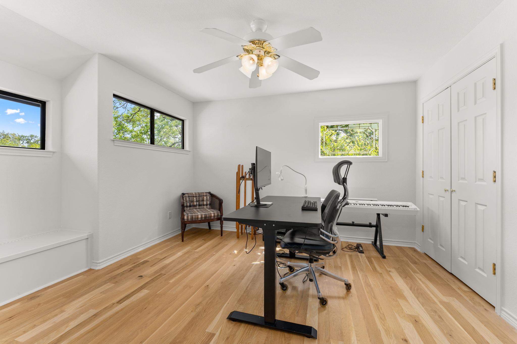 Spicewood, Texas, 78669, United States, 4 Bedrooms Bedrooms, ,3 BathroomsBathrooms,Residential,Active,1987243