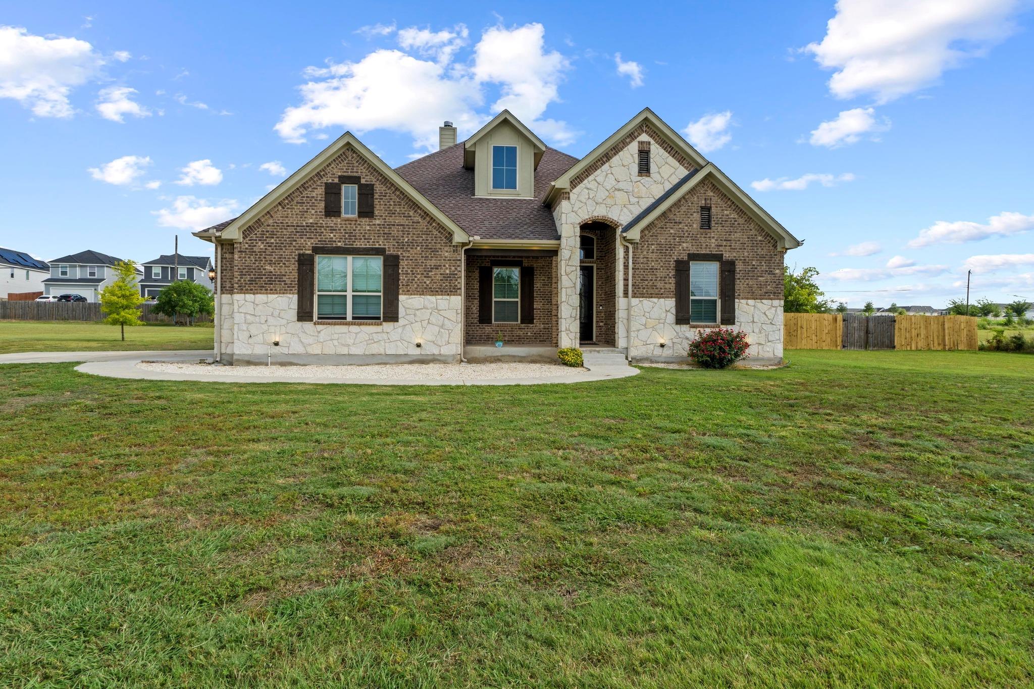 Round Rock, Texas, 78665, United States, 4 Bedrooms Bedrooms, ,3 BathroomsBathrooms,Residential,Active,1877844
