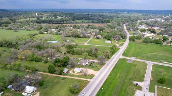 264 HIGHWAY 95 S, SMITHVILLE, TX 78957, photo 2 of 32