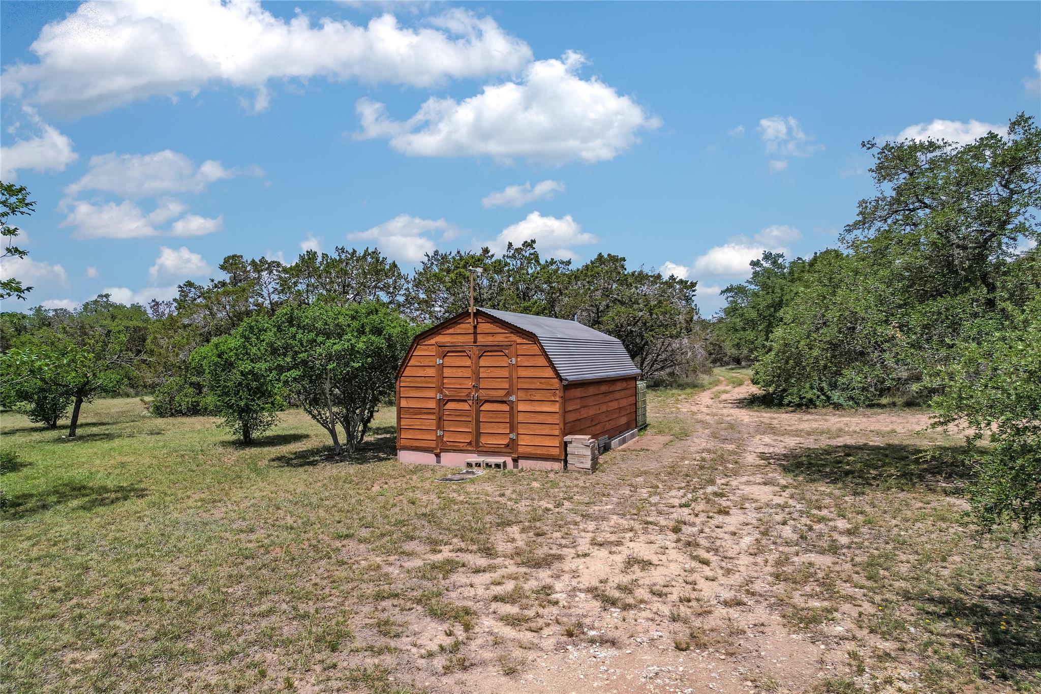 Spicewood, Texas, 78669, United States, ,3 BathroomsBathrooms,Residential,Active,1832331