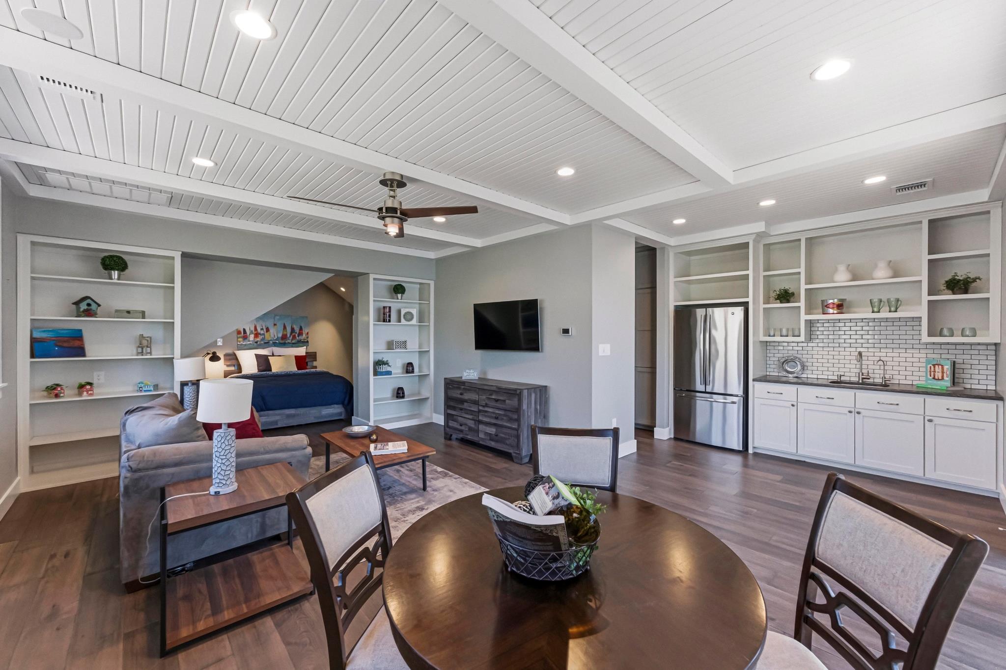 Volente, Texas, 78641, United States, 4 Bedrooms Bedrooms, ,3 BathroomsBathrooms,Residential,Active,2023945