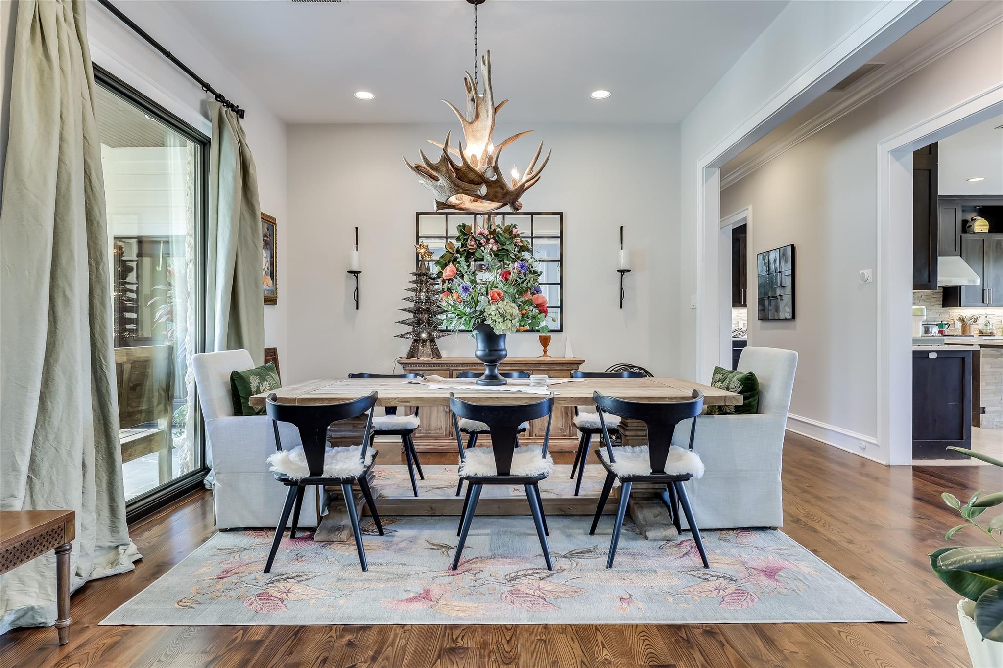 Austin, Texas, 78734, United States, 6 Bedrooms Bedrooms, ,7 BathroomsBathrooms,Residential,Active,2012899