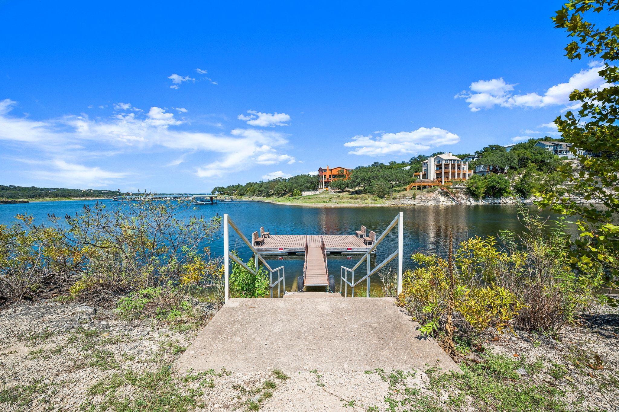 Lakeway, Texas, 78734, United States, 4 Bedrooms Bedrooms, ,3 BathroomsBathrooms,Residential,Active,1945096