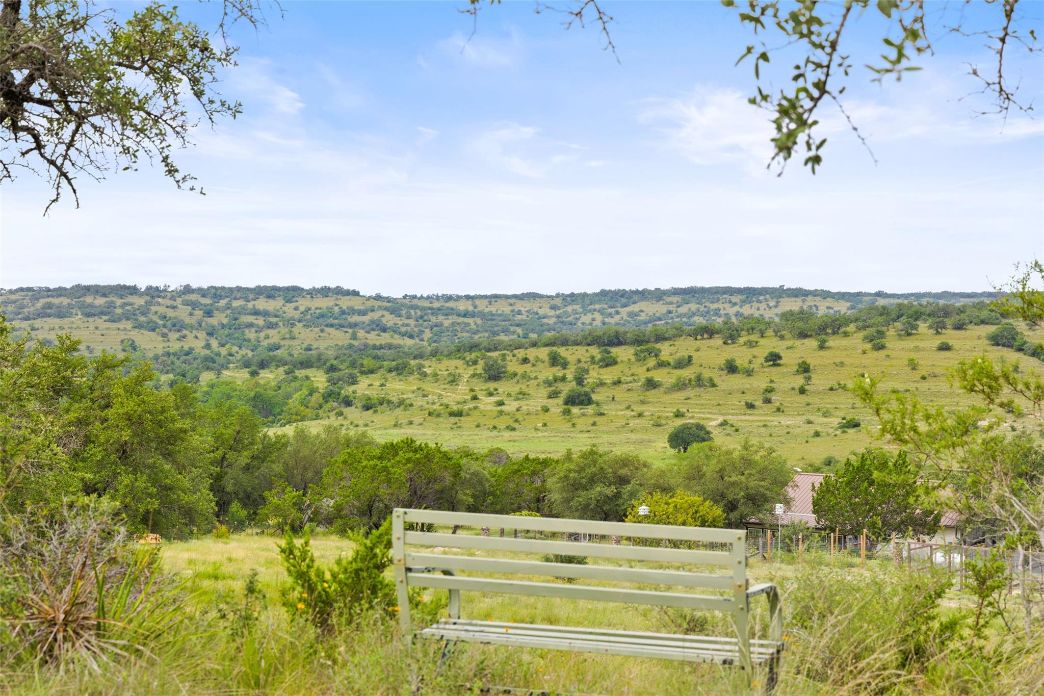 Spicewood, Texas, 78669, United States, 2 Bedrooms Bedrooms, ,2 BathroomsBathrooms,Residential,Active,1899916