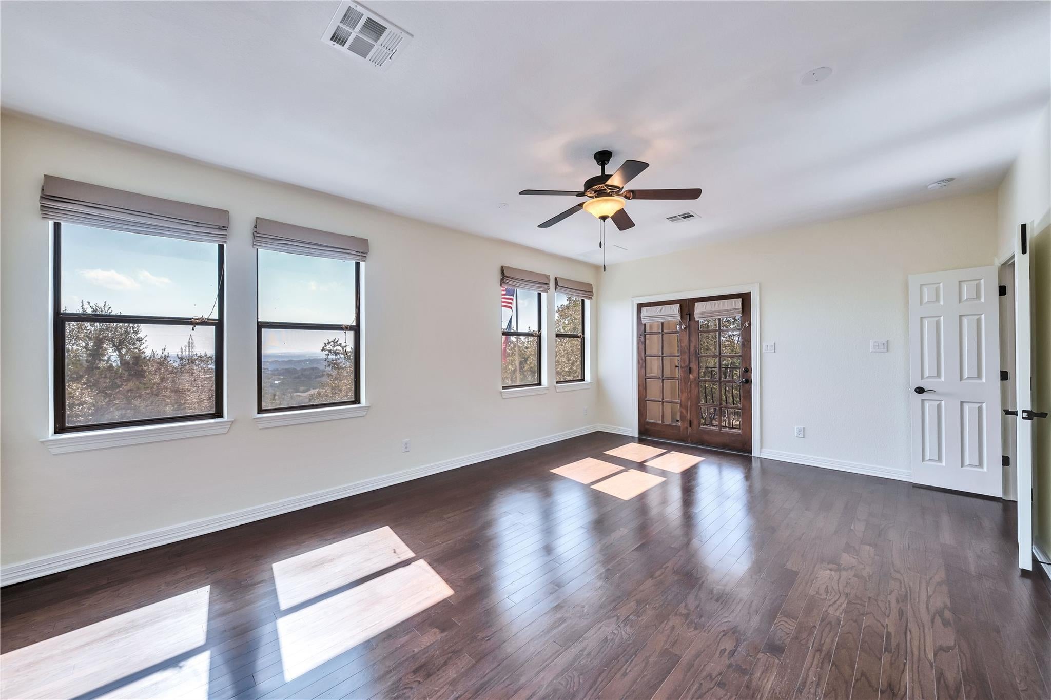 Austin, TX, 78734, United States, 5 Bedrooms Bedrooms, ,5 BathroomsBathrooms,Residential,Active,1704522