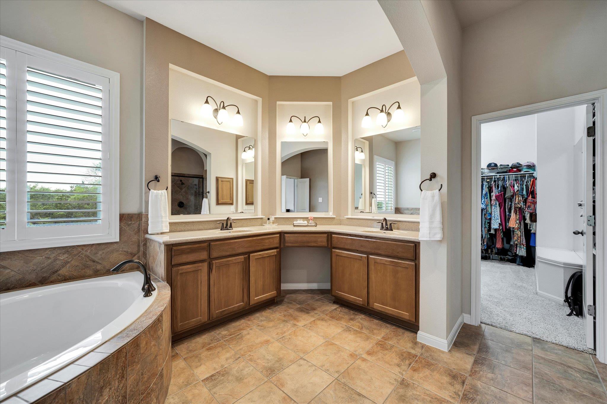 Wimberley, Texas, 78676, United States, ,4 BathroomsBathrooms,Residential,Active,1781812