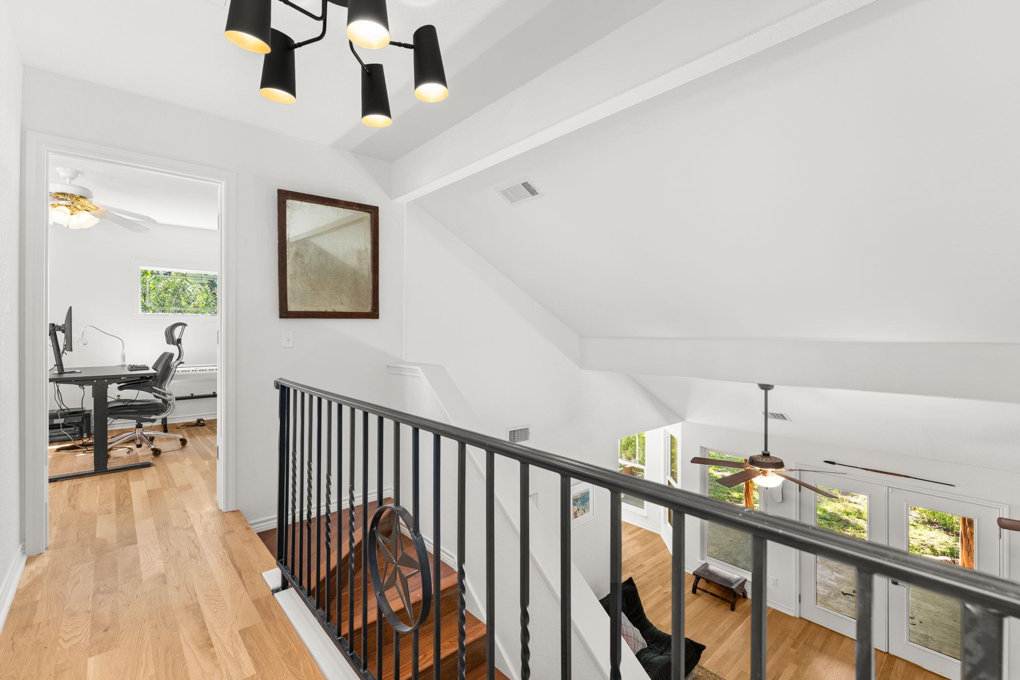 Spicewood, Texas, 78669, United States, 4 Bedrooms Bedrooms, ,3 BathroomsBathrooms,Residential,Active,1987243