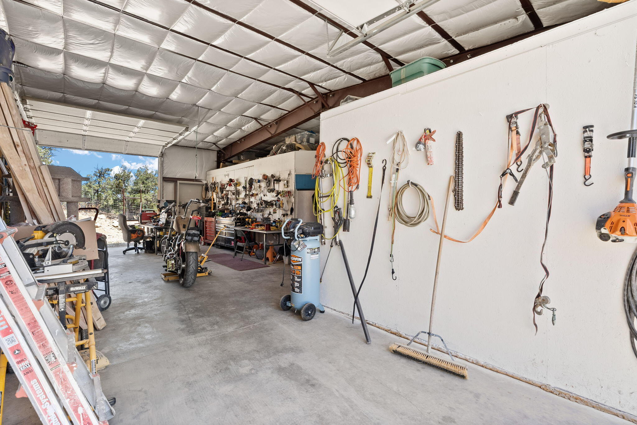 Pie Town, New Mexico, 87827, United States, 5 Bedrooms Bedrooms, ,3 BathroomsBathrooms,Residential,Active,1863330