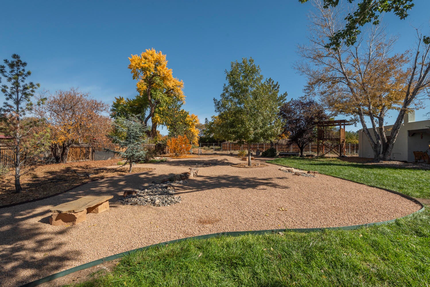 Albuquerque, New Mexico, 87107, United States, 4 Bedrooms Bedrooms, ,4 BathroomsBathrooms,Residential,Pending,2007350