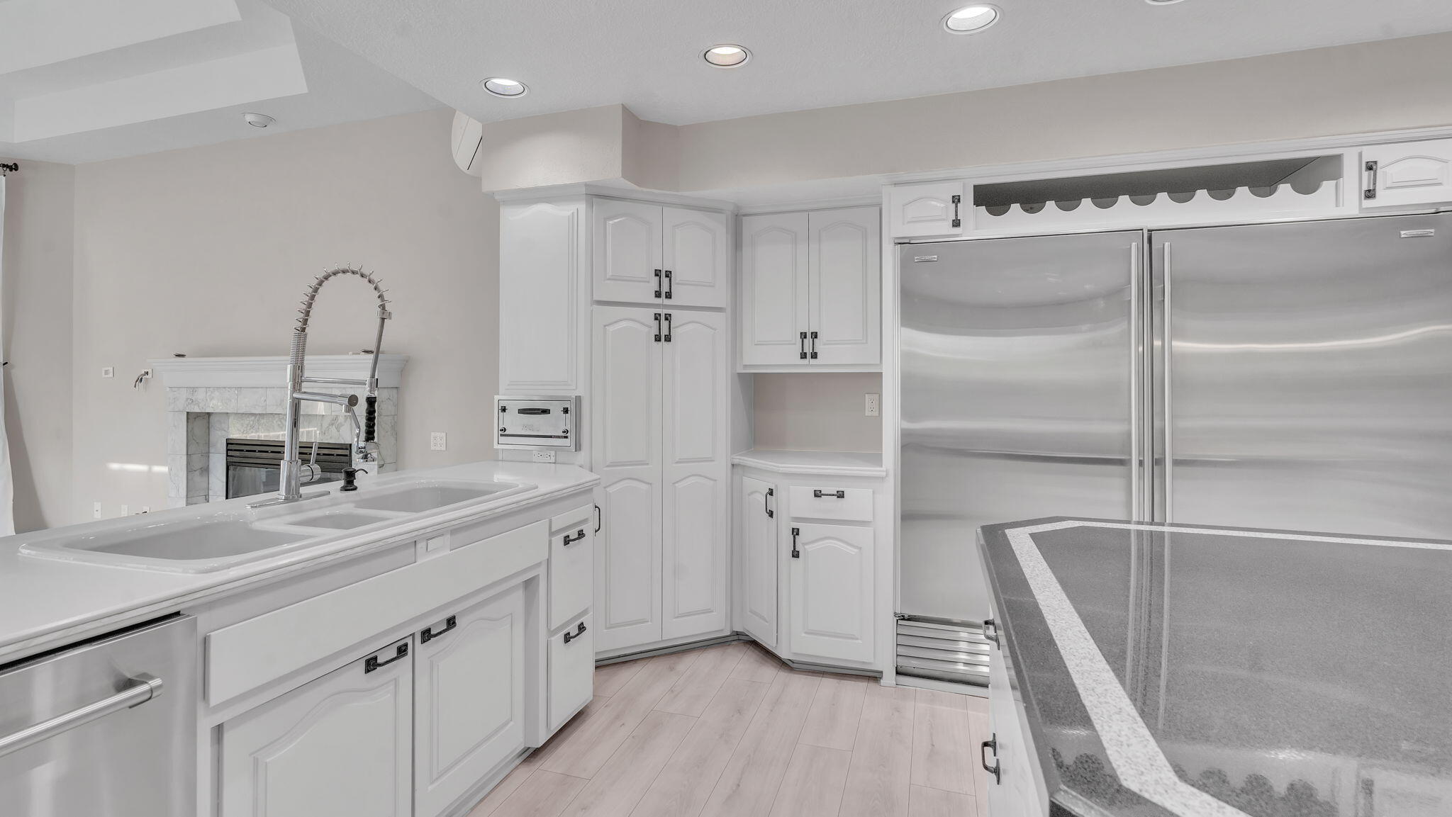 Albuquerque, New Mexico, 87111, United States, 4 Bedrooms Bedrooms, ,3 BathroomsBathrooms,Residential,Active,1965790