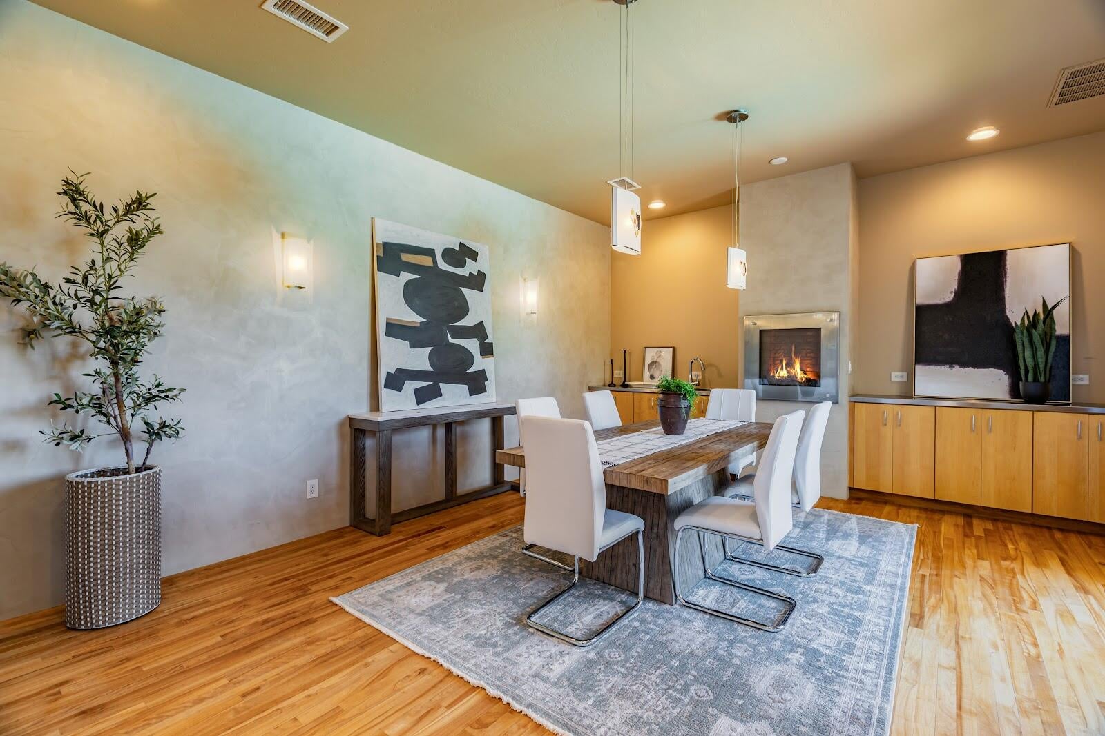 Albuquerque, New Mexico, 87122, United States, 5 Bedrooms Bedrooms, ,4 BathroomsBathrooms,Residential,Active,2044982
