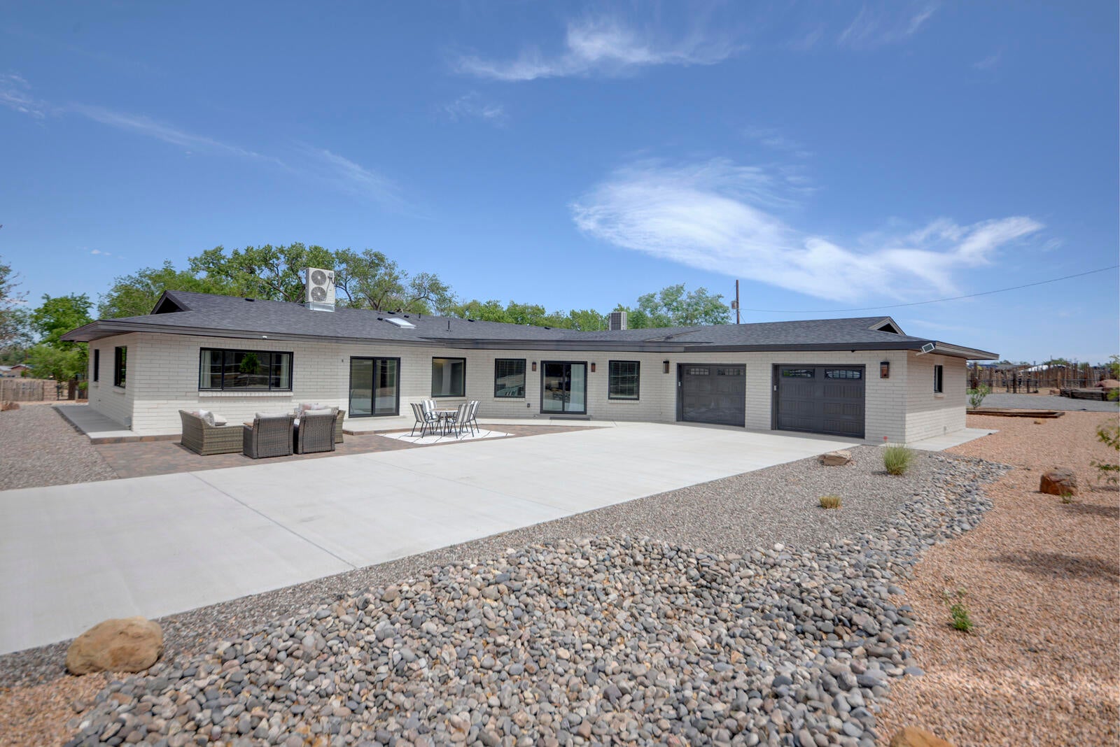 Albuquerque, New Mexico, 87113, United States, 4 Bedrooms Bedrooms, ,3 BathroomsBathrooms,Residential,Active,1824505