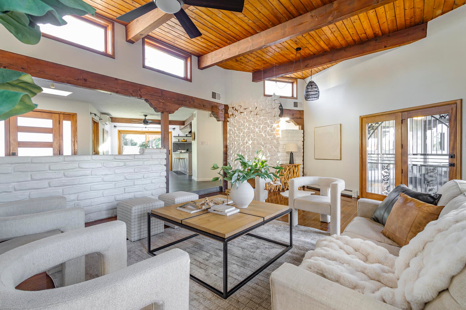 Albuquerque, New Mexico, 87107, United States, 4 Bedrooms Bedrooms, ,4 BathroomsBathrooms,Residential,Pending,2007350