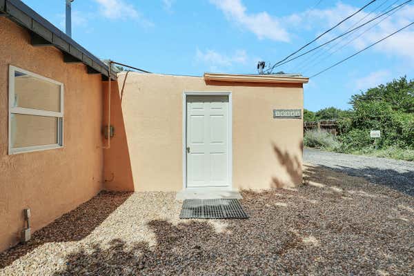 10033 GUADALUPE TRL NW, ALBUQUERQUE, NM 87114, photo 2 of 40