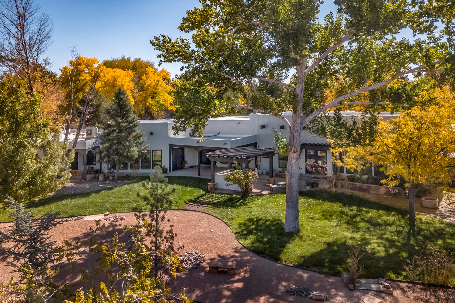 Albuquerque, New Mexico, 87107, United States, 4 Bedrooms Bedrooms, ,4 BathroomsBathrooms,Residential,Pending,2007350