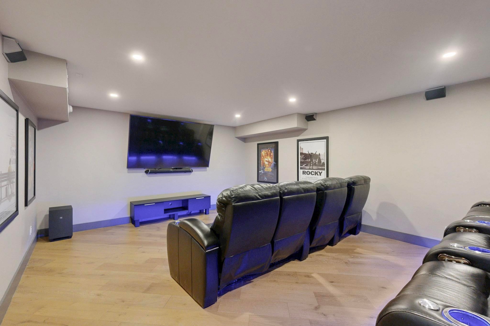 Albuquerque, New Mexico, 87122, United States, 4 Bedrooms Bedrooms, ,7 BathroomsBathrooms,Residential,Active,1970922