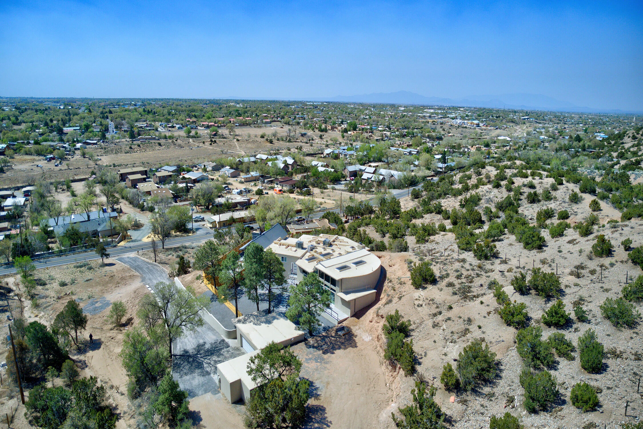 Santa Fe, New Mexico, 87507, United States, ,4 BathroomsBathrooms,Residential,Active,1780385