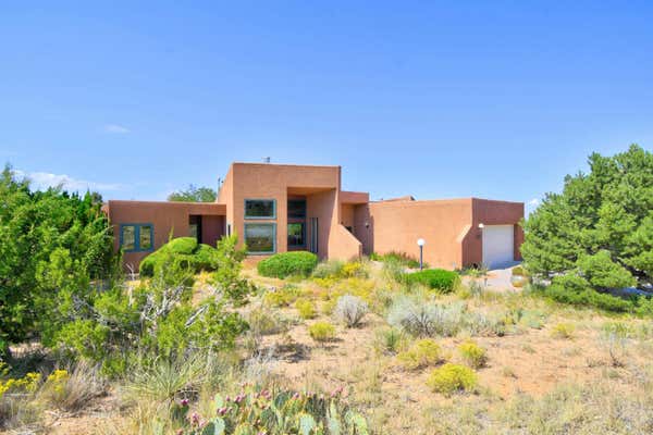 152 JUNIPER HILL RD NE, ALBUQUERQUE, NM 87122 - Image 1