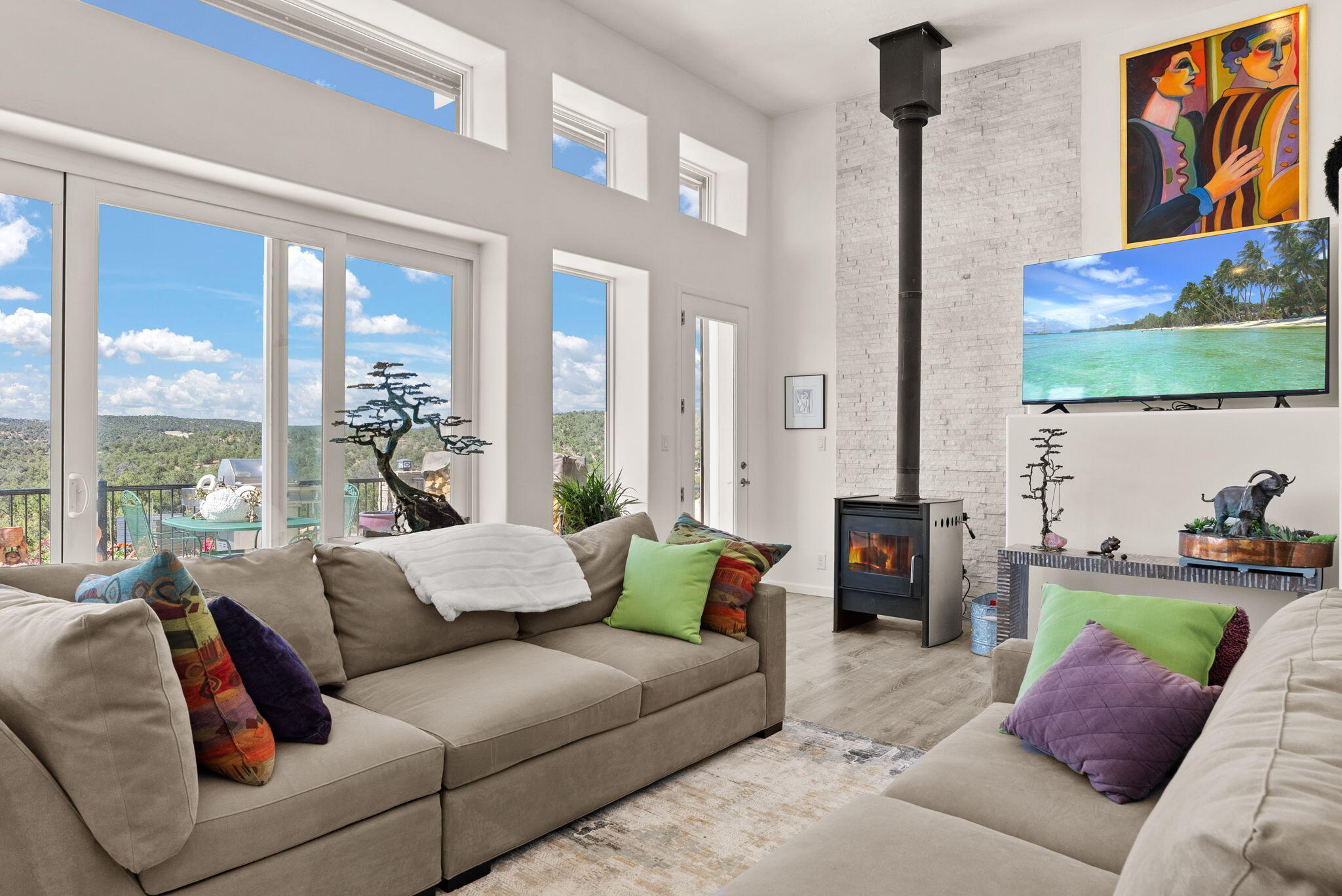 Pie Town, New Mexico, 87827, United States, 5 Bedrooms Bedrooms, ,3 BathroomsBathrooms,Residential,Active,1863330