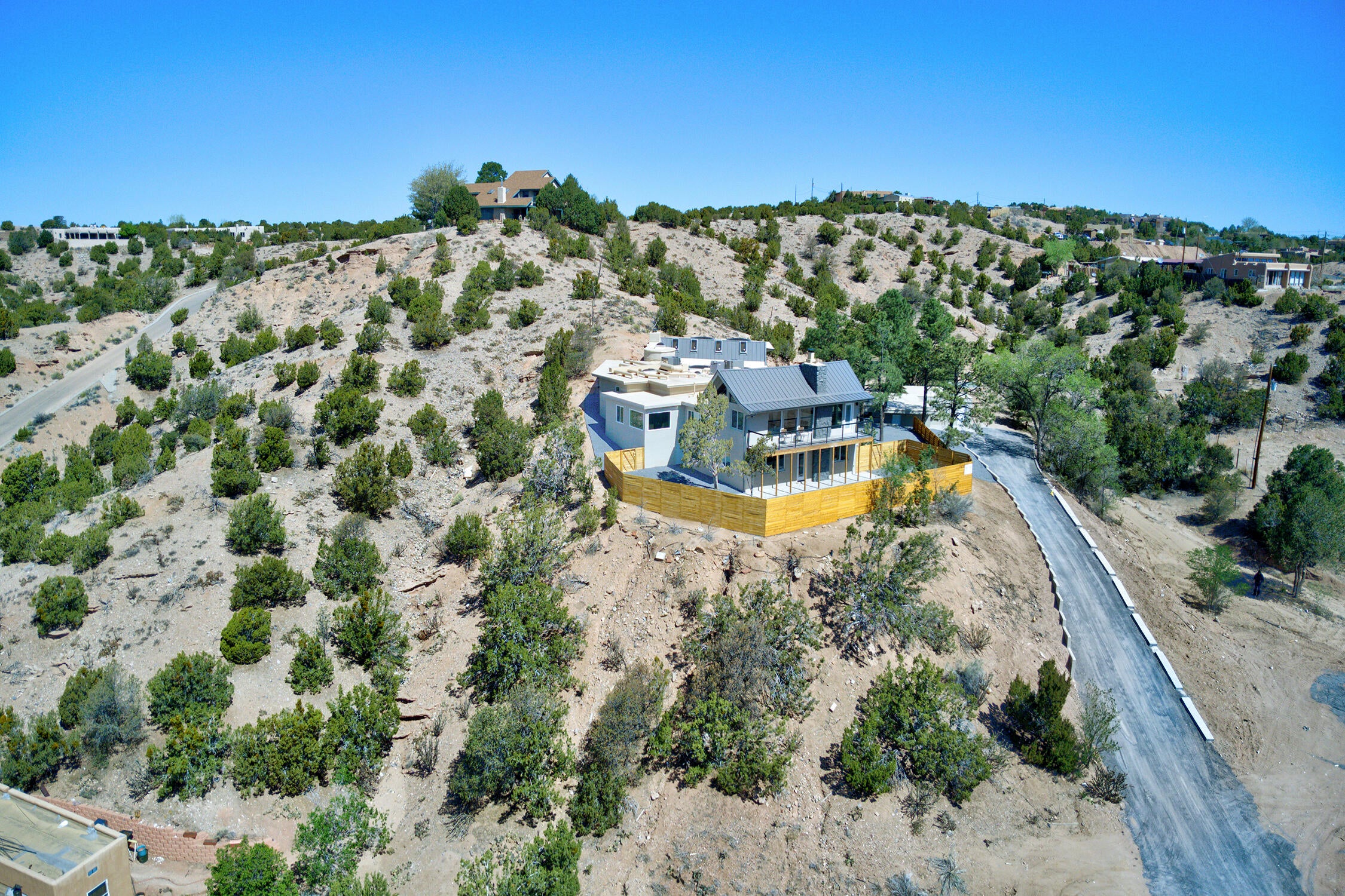 Santa Fe, New Mexico, 87507, United States, ,4 BathroomsBathrooms,Residential,Active,1780385