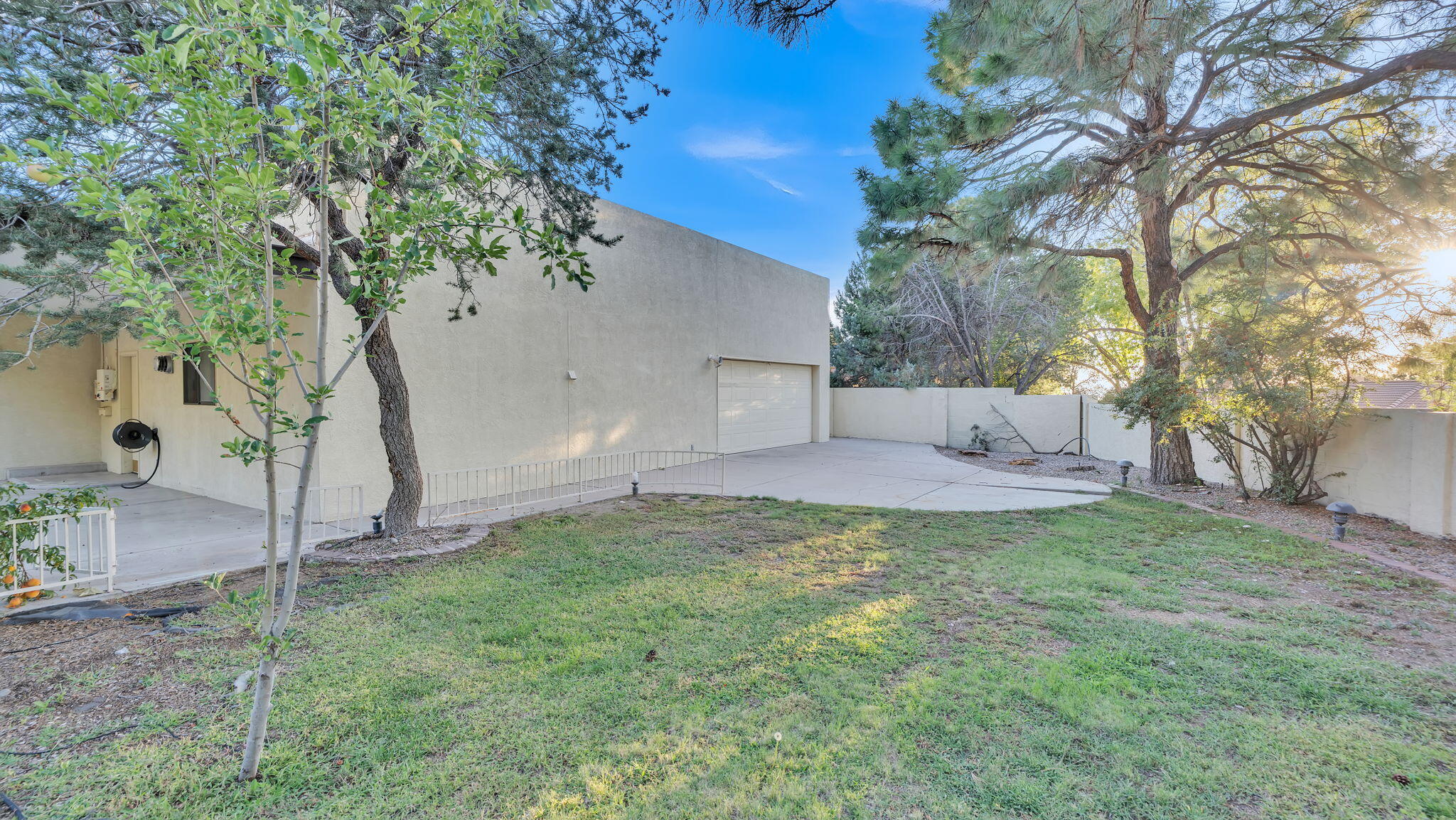 Albuquerque, New Mexico, 87111, United States, 4 Bedrooms Bedrooms, ,3 BathroomsBathrooms,Residential,Active,1965790