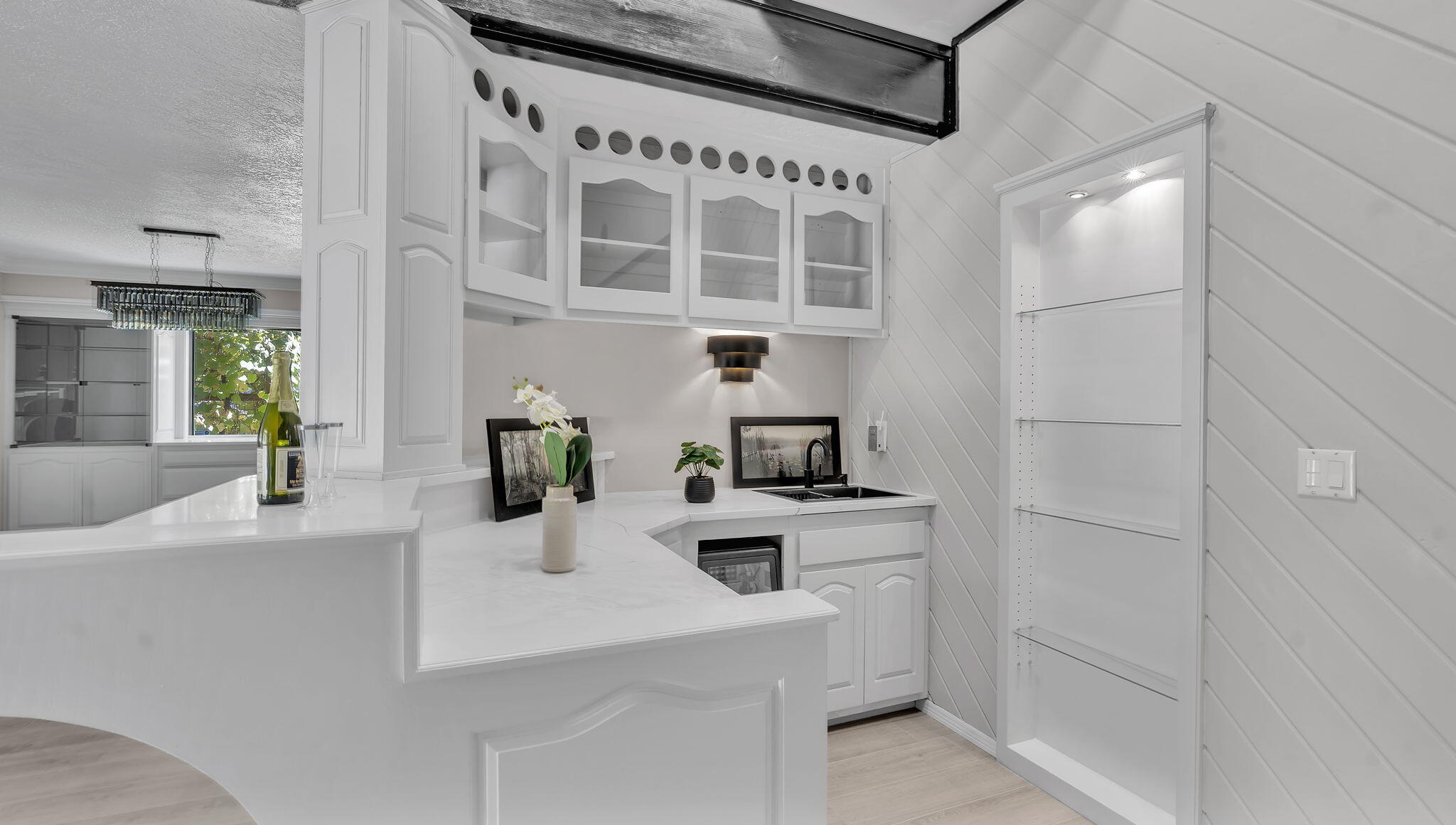 Albuquerque, New Mexico, 87111, United States, 4 Bedrooms Bedrooms, ,3 BathroomsBathrooms,Residential,Active,1965790