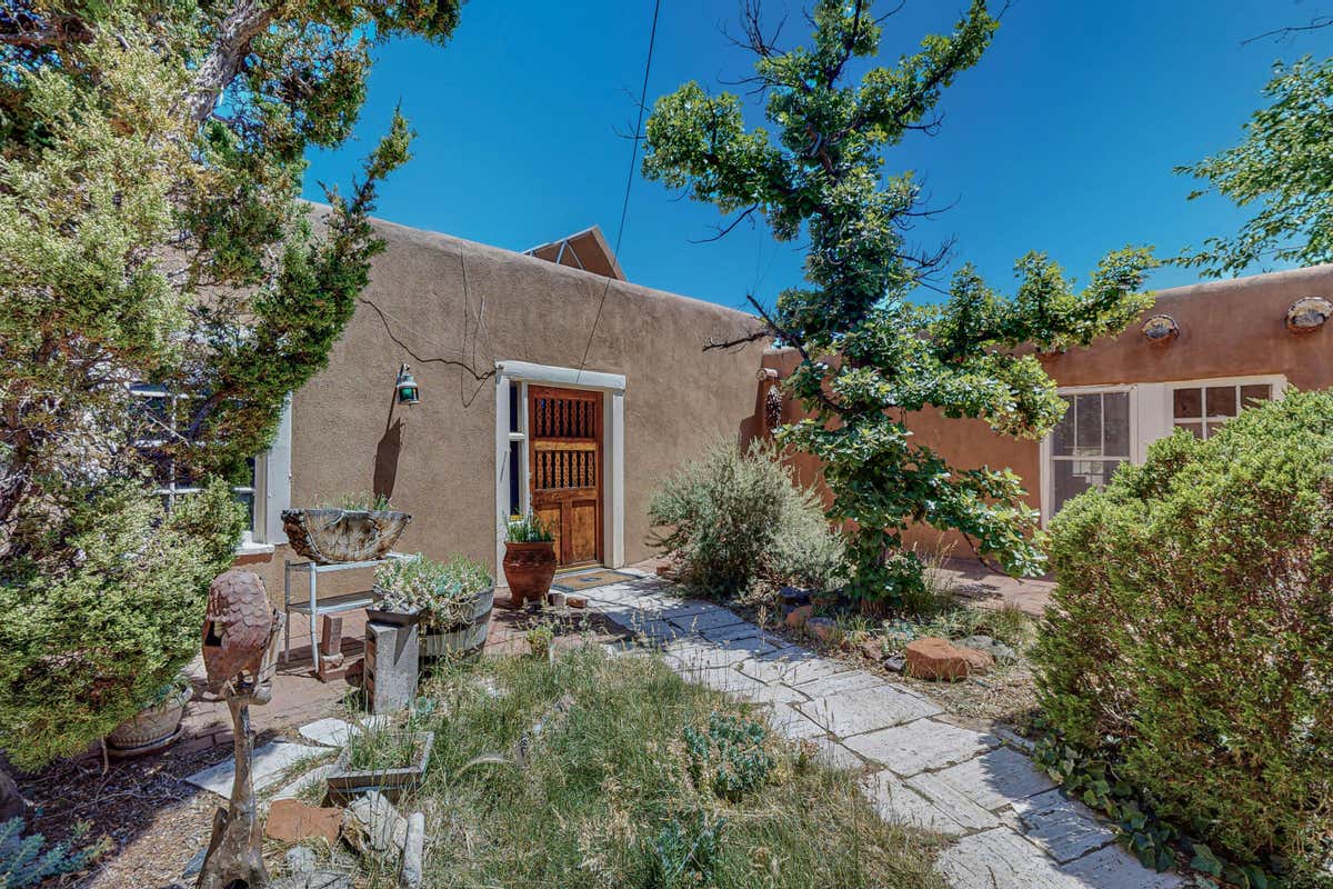 5949 GUADALUPE TRL NW, ALBUQUERQUE, NM 87107, photo 1 of 29