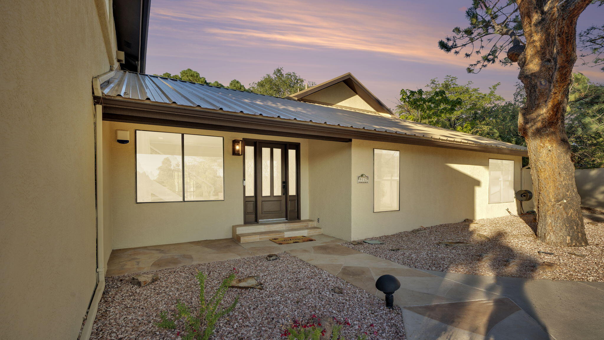 Albuquerque, New Mexico, 87111, United States, 4 Bedrooms Bedrooms, ,3 BathroomsBathrooms,Residential,Active,1965790