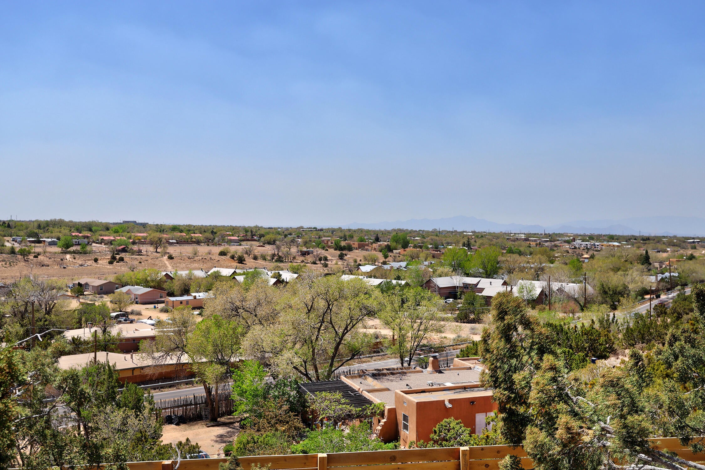Santa Fe, New Mexico, 87507, United States, ,4 BathroomsBathrooms,Residential,Active,1780385