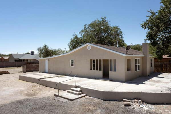 2908 BARCELONA RD SW, ALBUQUERQUE, NM 87105 - Image 1