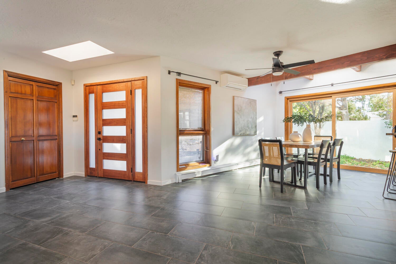 Albuquerque, New Mexico, 87107, United States, 4 Bedrooms Bedrooms, ,4 BathroomsBathrooms,Residential,Pending,2007350