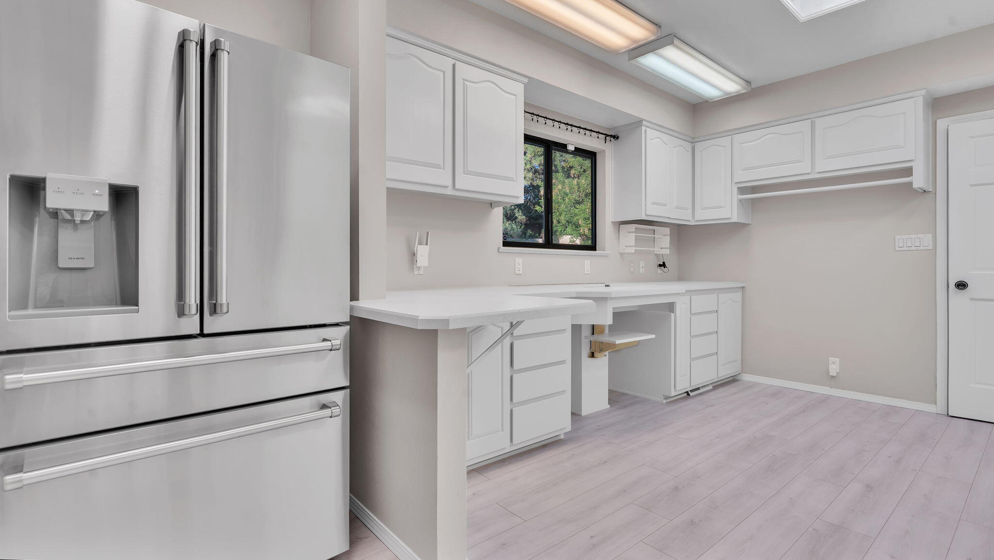 Albuquerque, New Mexico, 87111, United States, 4 Bedrooms Bedrooms, ,3 BathroomsBathrooms,Residential,Active,1965790