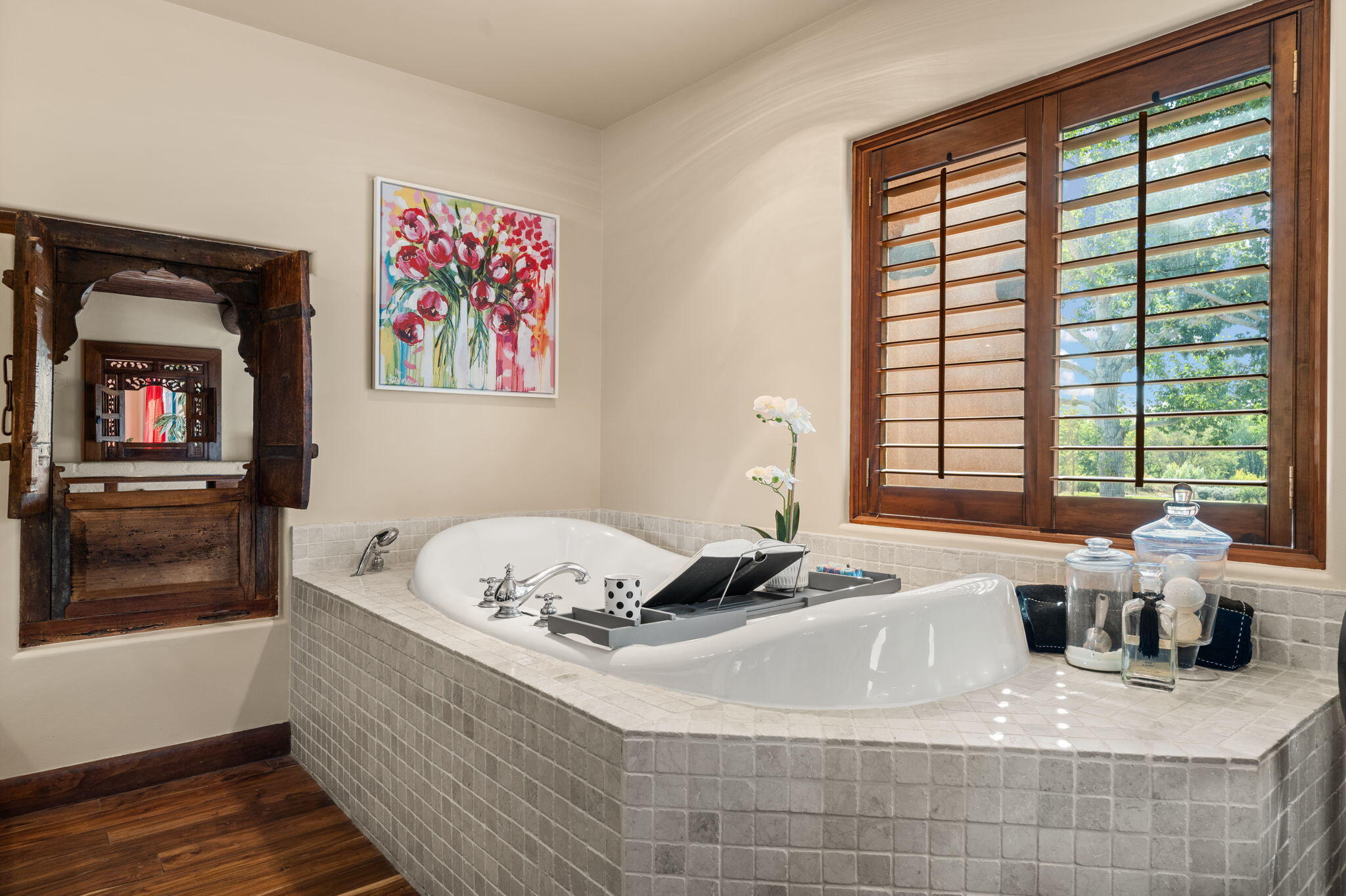 Los Ranchos, New Mexico, 87107, United States, 4 Bedrooms Bedrooms, ,6 BathroomsBathrooms,Residential,Active,1965830