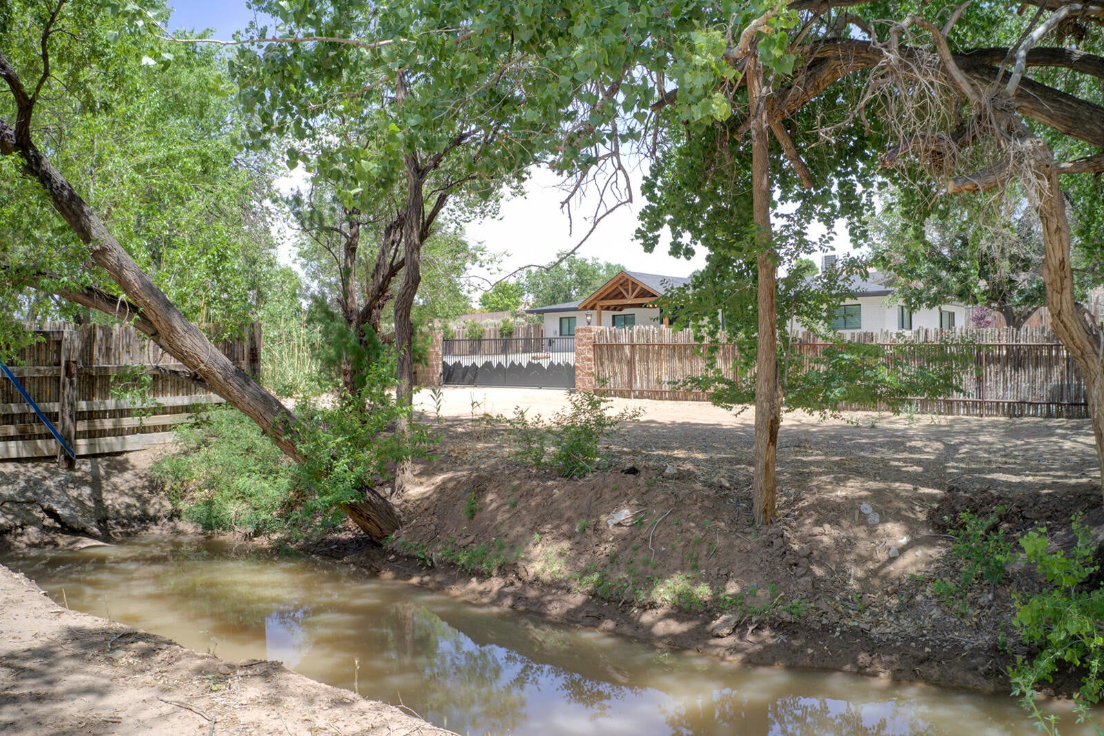 Albuquerque, New Mexico, 87113, United States, 4 Bedrooms Bedrooms, ,3 BathroomsBathrooms,Residential,Active,1824505