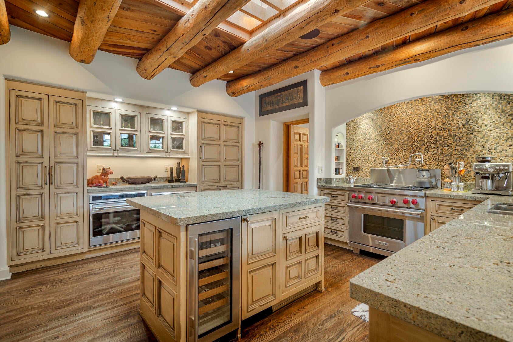 Albuquerque, New Mexico, 87110, United States, 4 Bedrooms Bedrooms, ,4 BathroomsBathrooms,Residential,Active,2034294