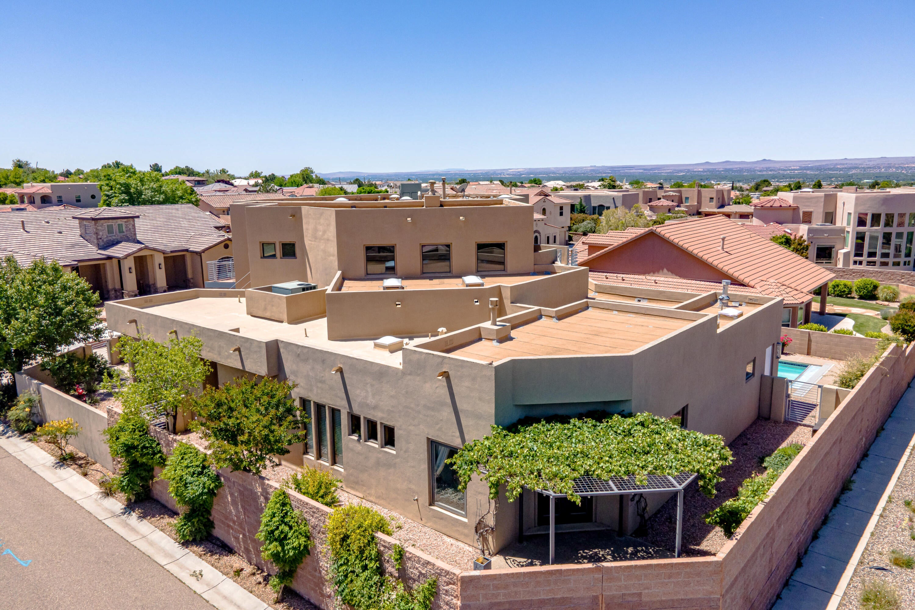 Albuquerque, New Mexico, 87122, United States, 5 Bedrooms Bedrooms, ,4 BathroomsBathrooms,Residential,Active,2044982