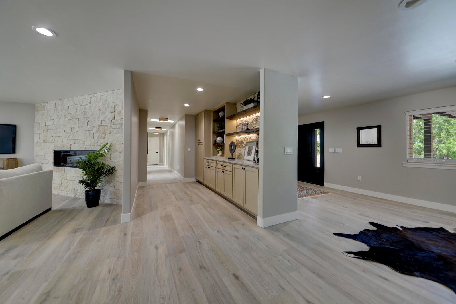 Albuquerque, New Mexico, 87113, United States, 4 Bedrooms Bedrooms, ,3 BathroomsBathrooms,Residential,Active,1824505