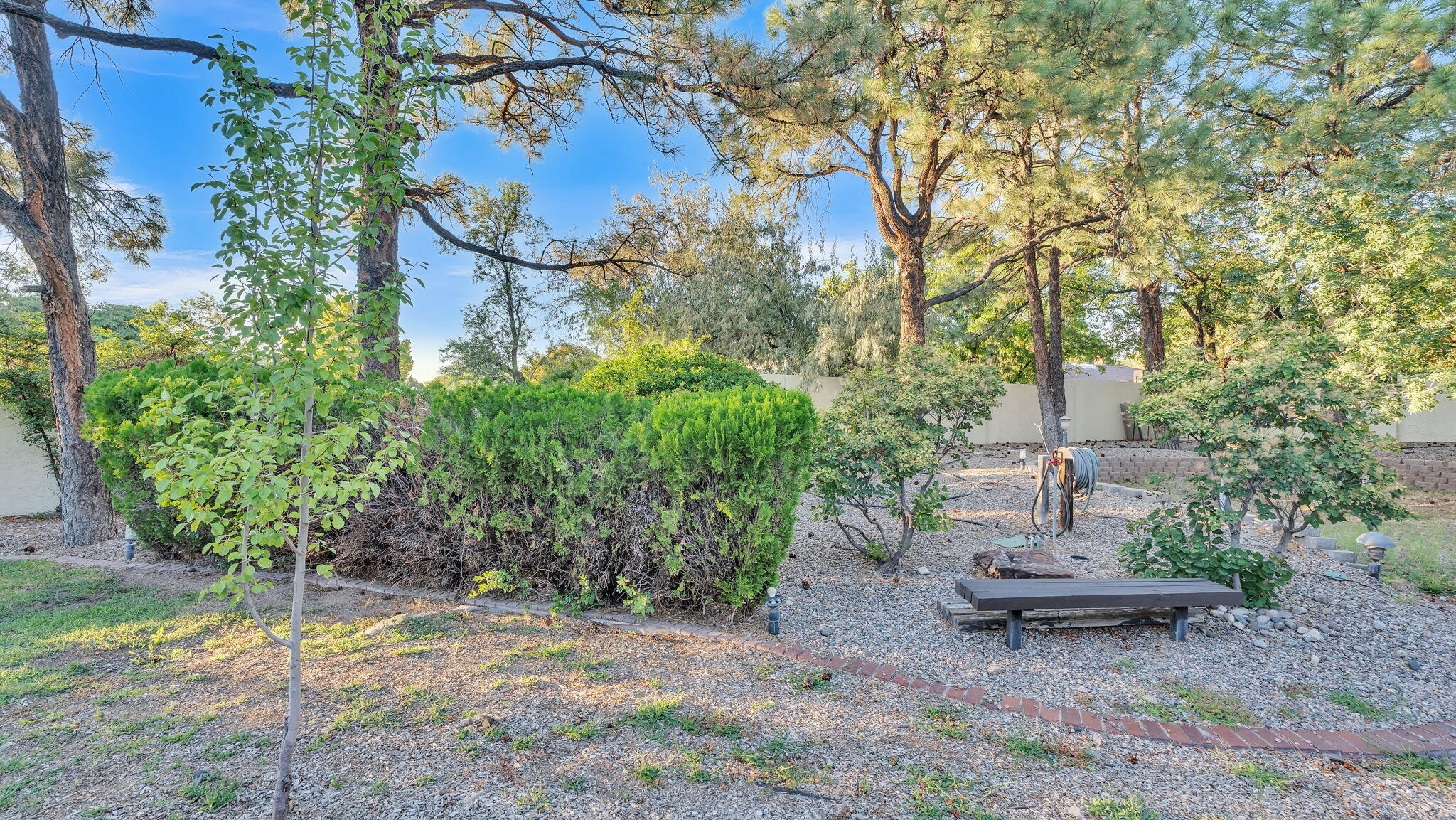 Albuquerque, New Mexico, 87111, United States, 4 Bedrooms Bedrooms, ,3 BathroomsBathrooms,Residential,Active,1965790