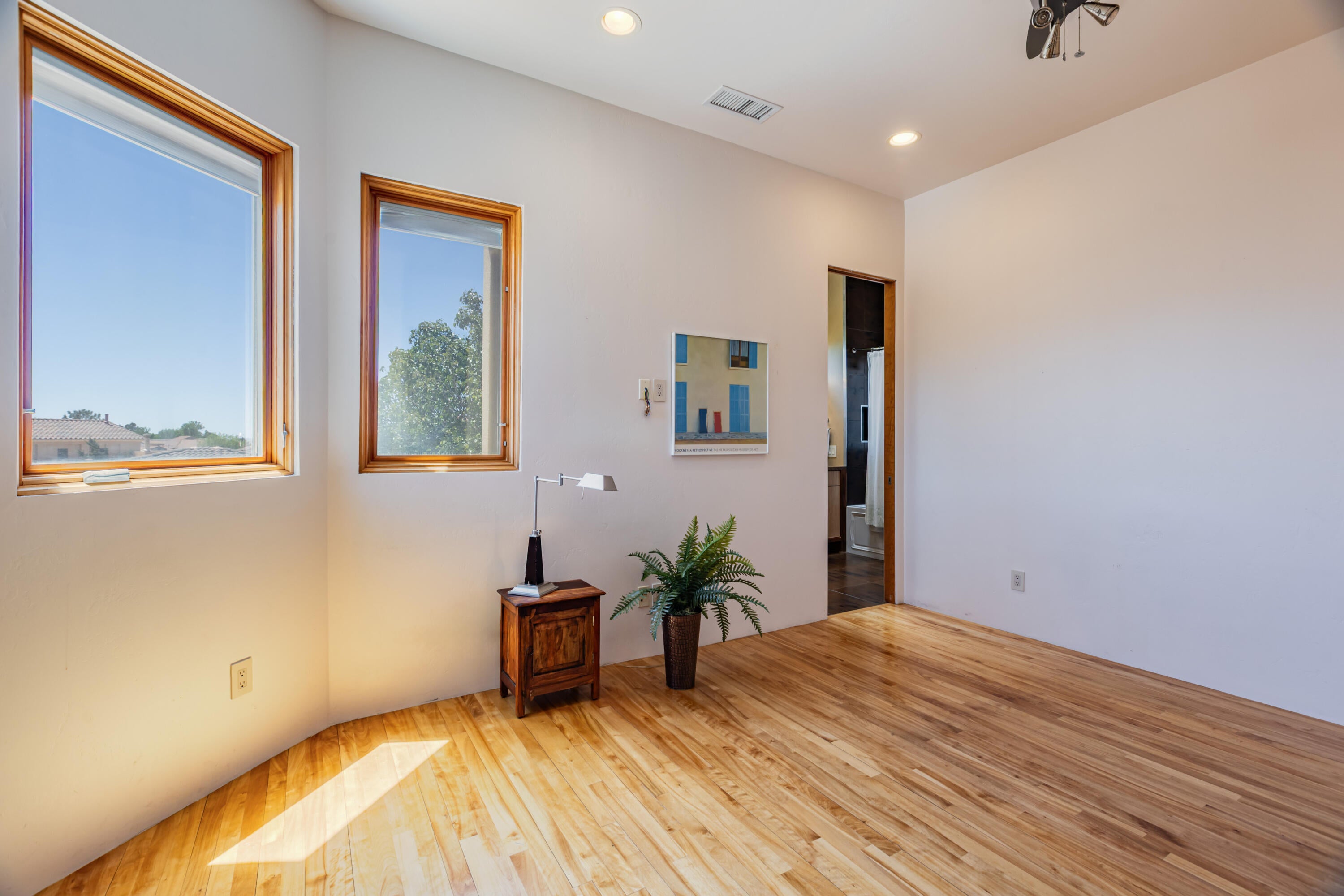 Albuquerque, New Mexico, 87122, United States, 5 Bedrooms Bedrooms, ,4 BathroomsBathrooms,Residential,Active,2044982