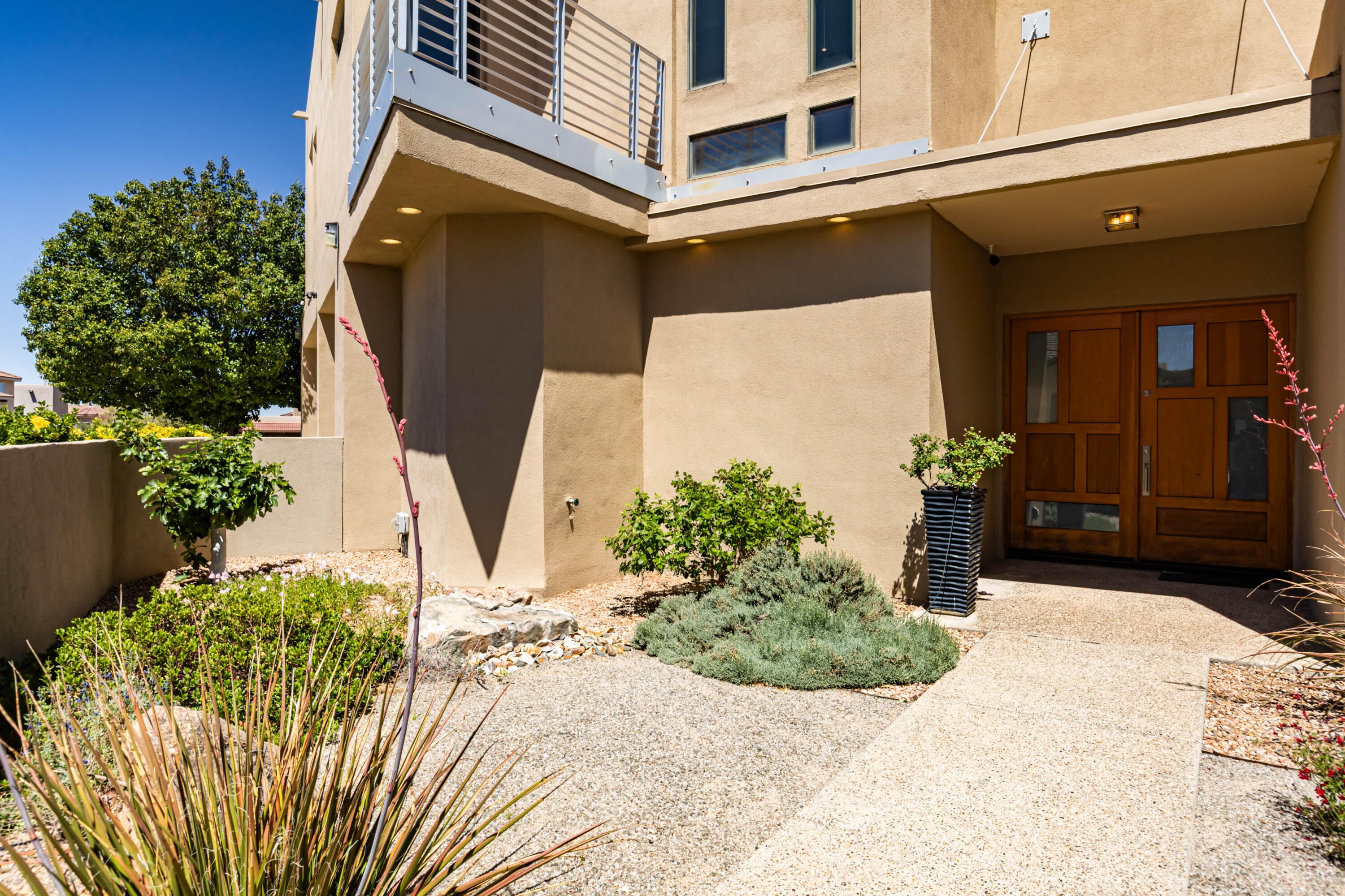 Albuquerque, New Mexico, 87122, United States, 5 Bedrooms Bedrooms, ,4 BathroomsBathrooms,Residential,Active,2044982