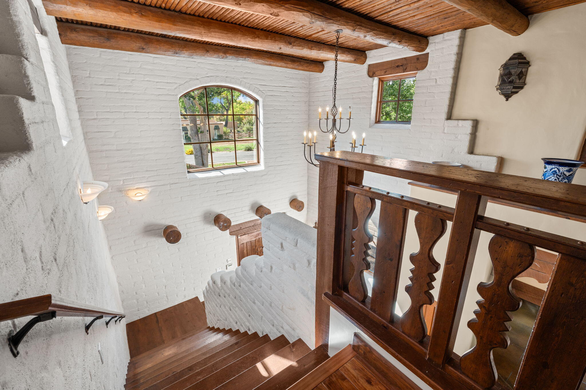 Los Ranchos, New Mexico, 87107, United States, 4 Bedrooms Bedrooms, ,6 BathroomsBathrooms,Residential,Active,1965830